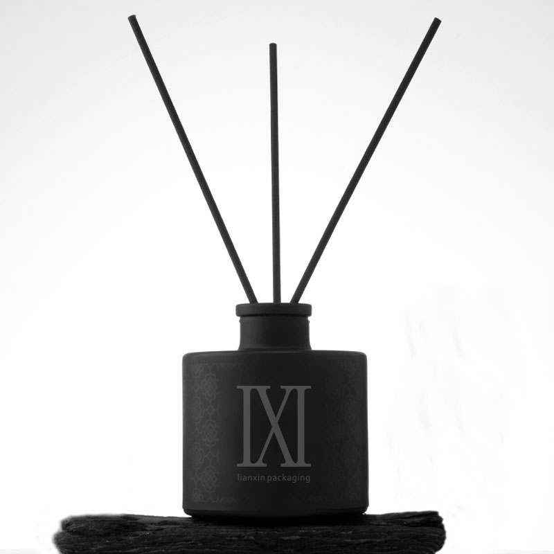 round matte black reed diffuser bottle